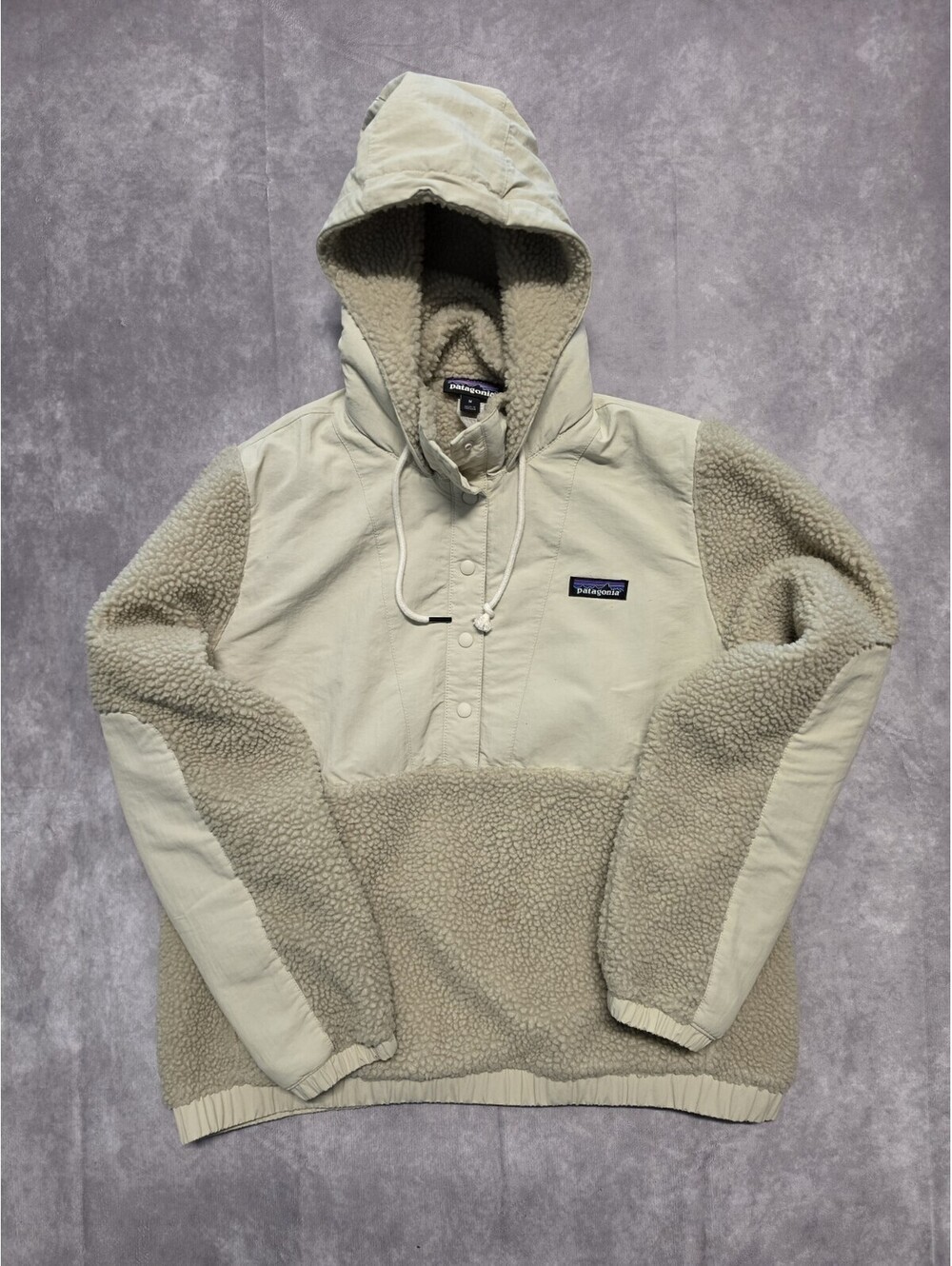 Patagonia Women’s Medium Cream Sherpa Snap-T Hoodie Pullover Fleece Jacket Cozy